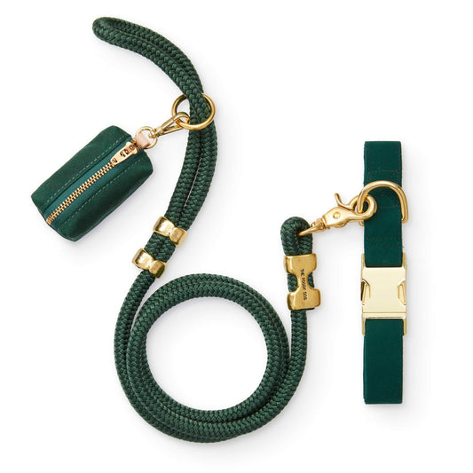 Evergreen Collar Walk Set view 1